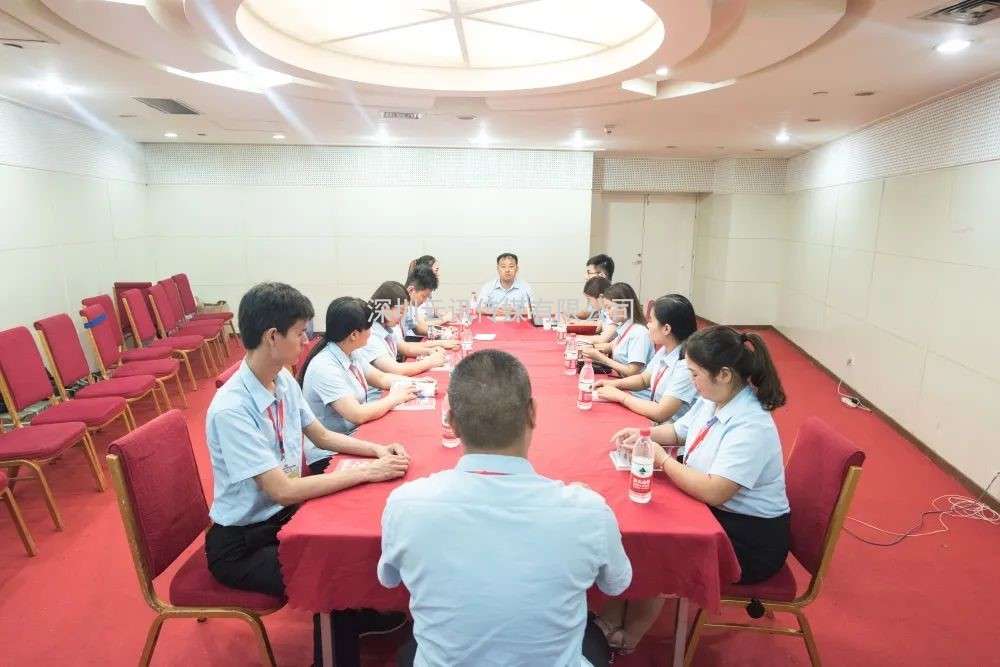 共謀發(fā)展 共享未來(lái)|第三屆中國-非洲經(jīng)貿博覽會(huì )——消防器材與裝備展 歡迎參加（雙語(yǔ)版）